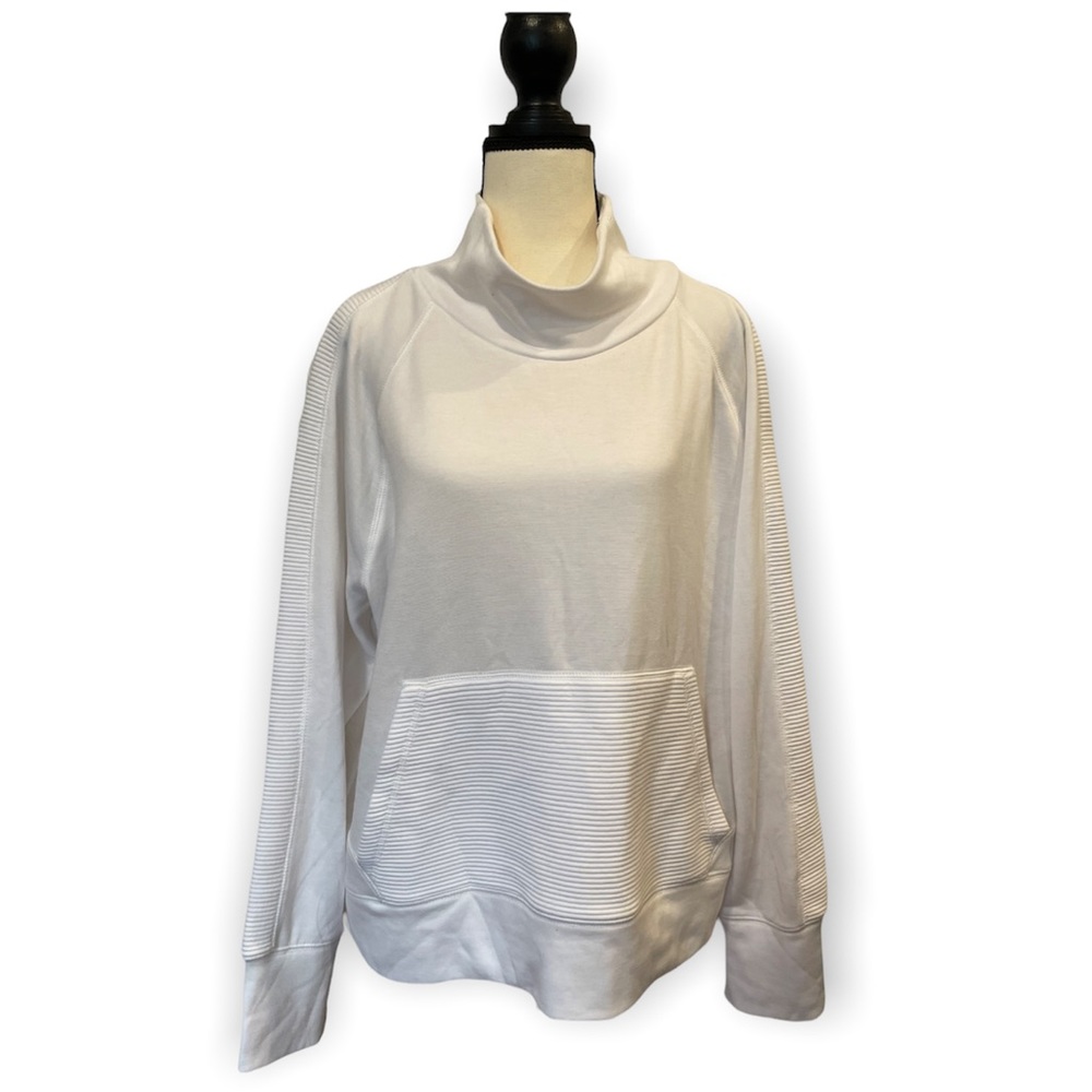 Fila Sport Women’s White Long Sleeve Athletic Top Size XL